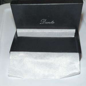 New in Box Dante Women's Black Faux Leather Bifold Wallet RFID Blocking